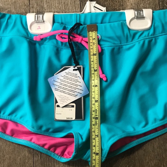 NWT Powder Room Size M Lycra Swim Athletic Shorts - Picture 5 of 6
